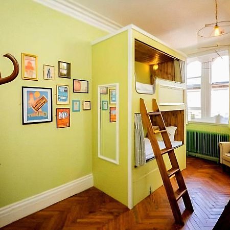 Mrs Potts Hostel Кардиф Екстериор снимка