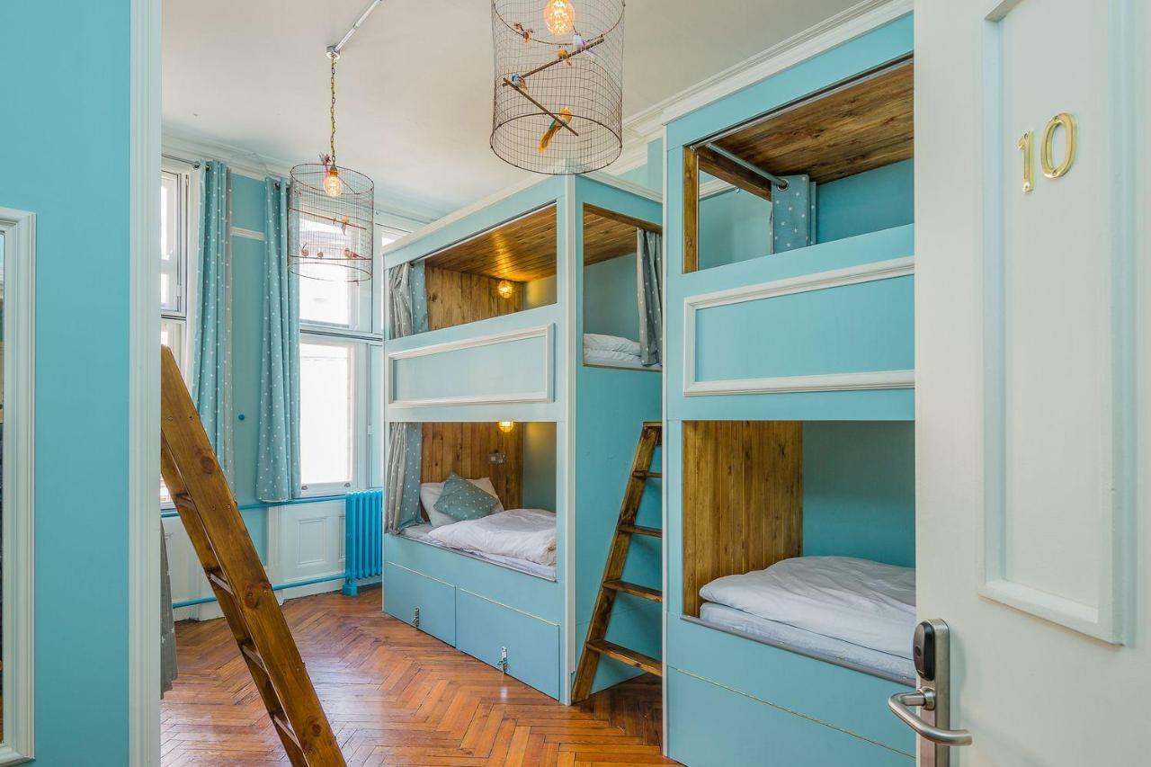 Mrs Potts Hostel Кардиф Екстериор снимка