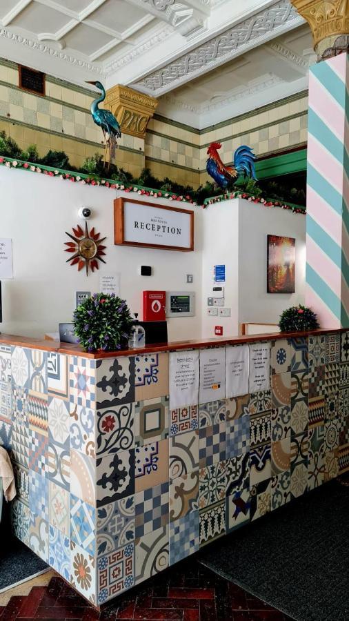 Mrs Potts Hostel Кардиф Екстериор снимка