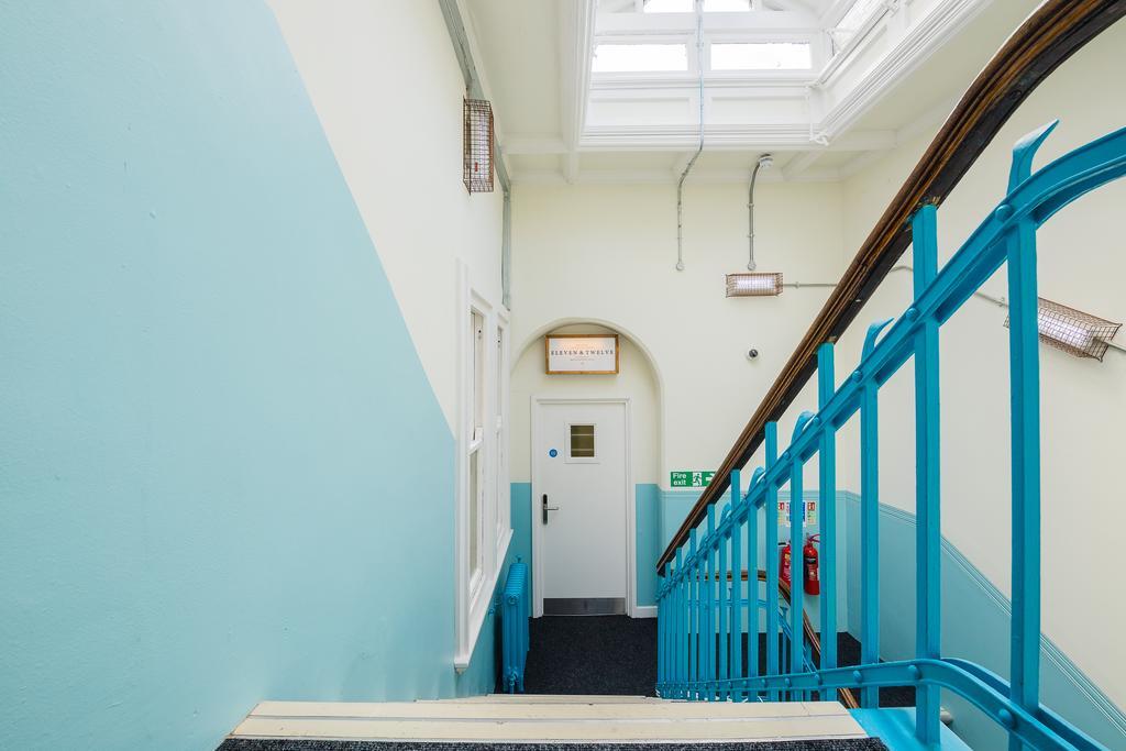 Mrs Potts Hostel Кардиф Екстериор снимка